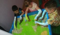 В нашем детском саду №12 «Солнышко» есть чудо-песочница