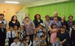 В детском саду № 52 «Крепыш» отметили день бабушек и дедушек